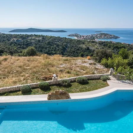 Villa Ciara-sevid